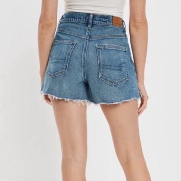 AMERICAN EAGLE Highest Rise Boyfriend Shorts Size 12 - Picture 3 of 6